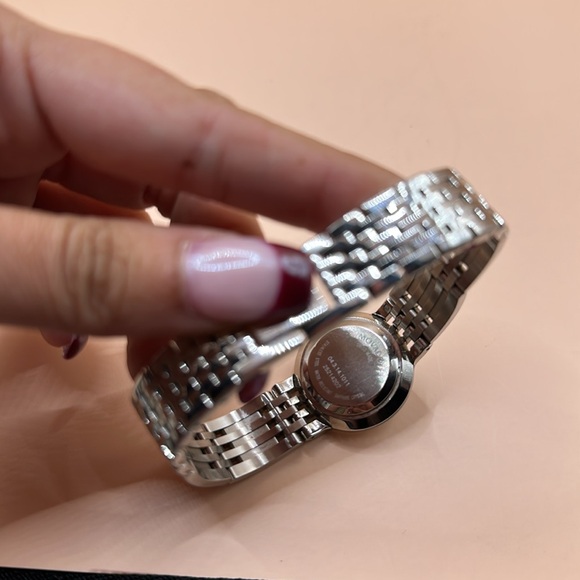 MOVADO Watch - Picture 4 of 7